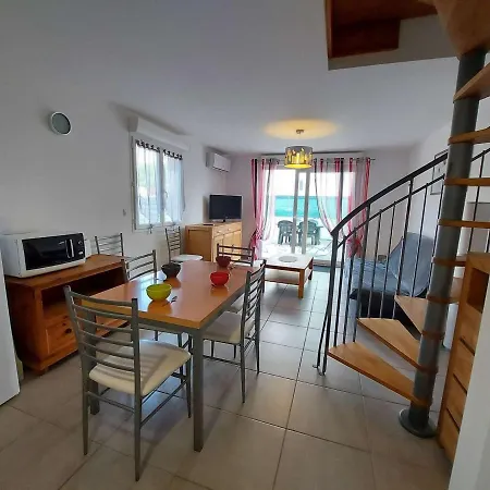 Maison Climatisee En Duplex, 2 Chambres, Terrasse, Garage A 250m De La - Fr-1-326-754